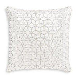 TWO Hudson Park Moderno Euro Shams WHITE